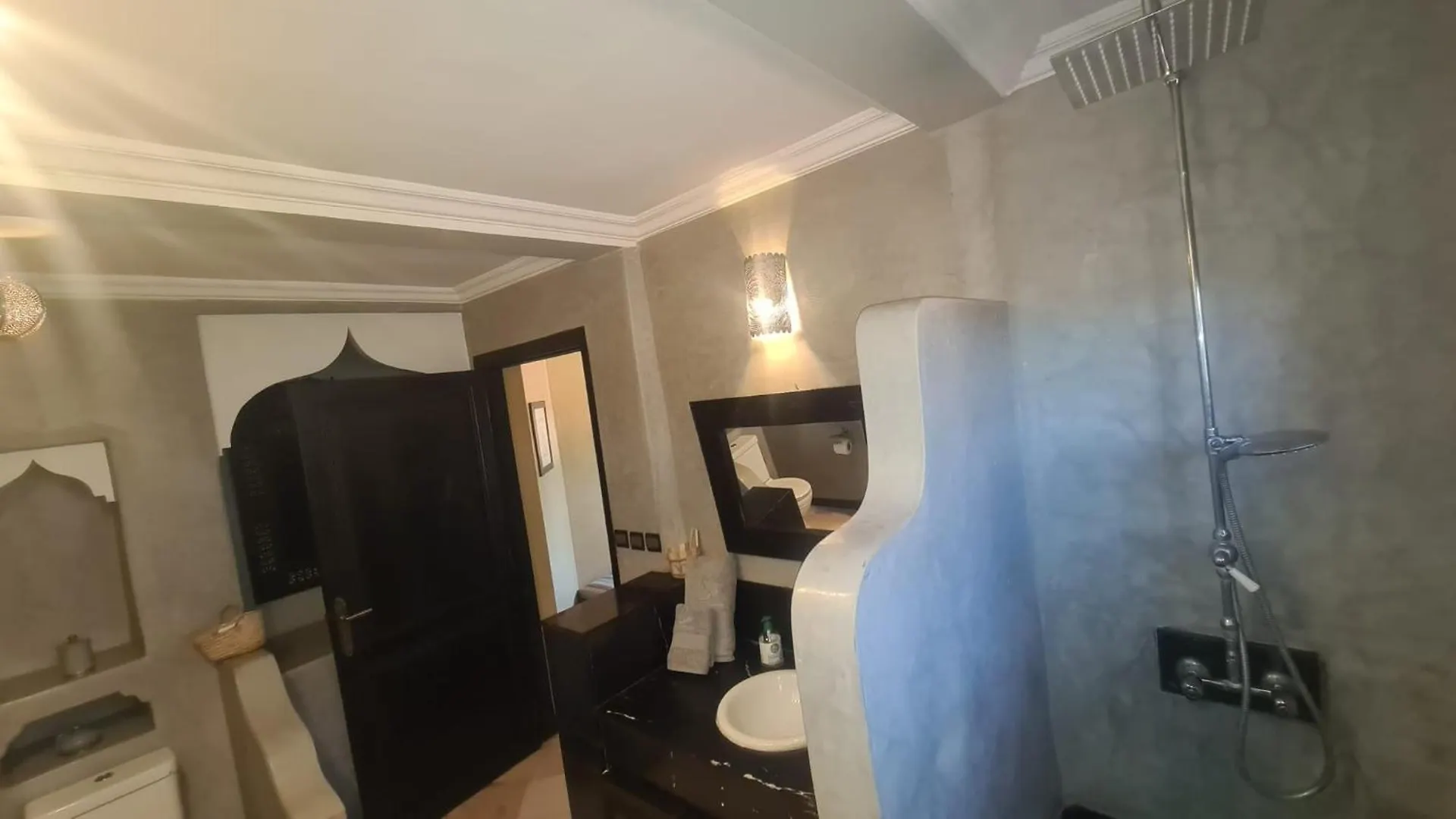 Park Villa, 8 Suites, Pool, 10Mn From Gueliz Marrakesh Villa