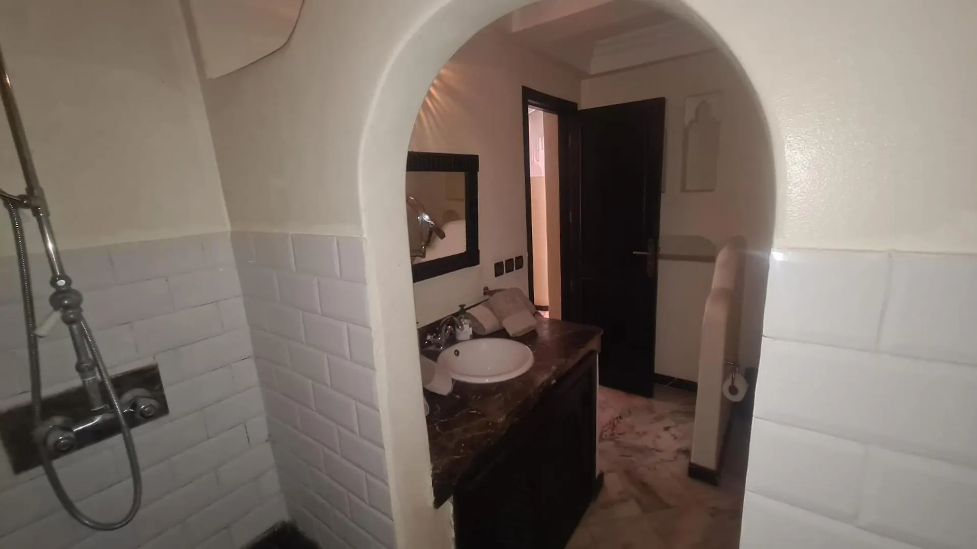 Park Villa, 8 Suites, Pool, 10Mn From Gueliz Marrakesh 0*,