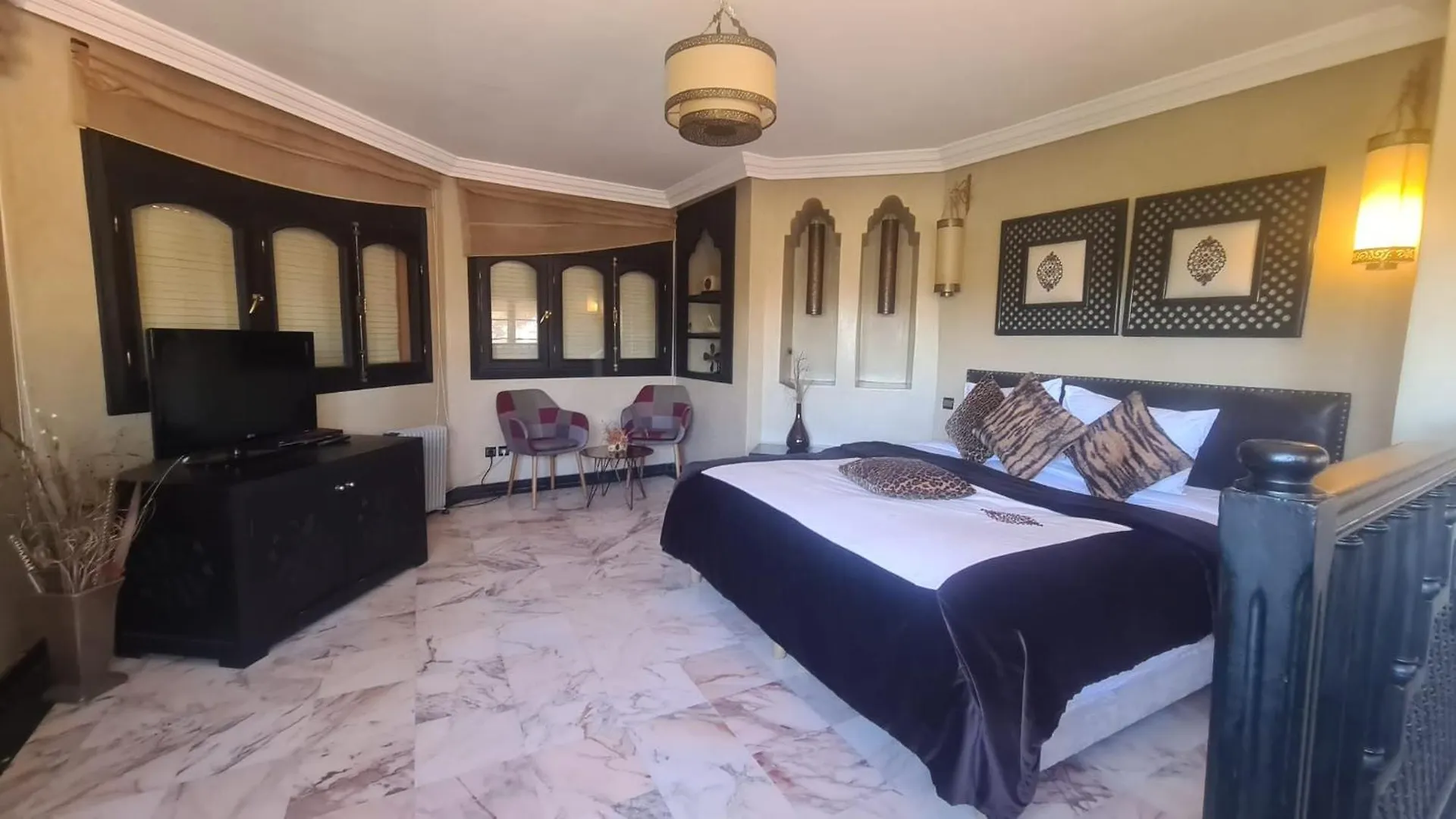 Park Villa, 8 Suites, Pool, 10Mn From Gueliz Marrakesh Morocco
