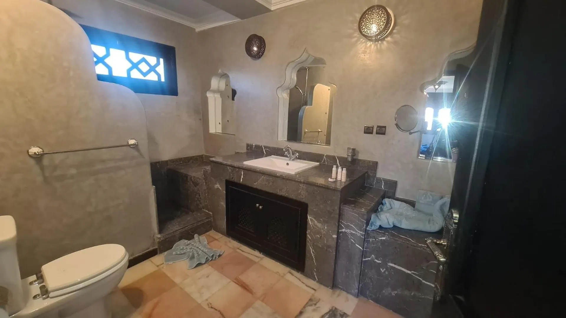 Park Villa, 8 Suites, Pool, 10Mn From Gueliz Marrakesh 0*,  Morocco