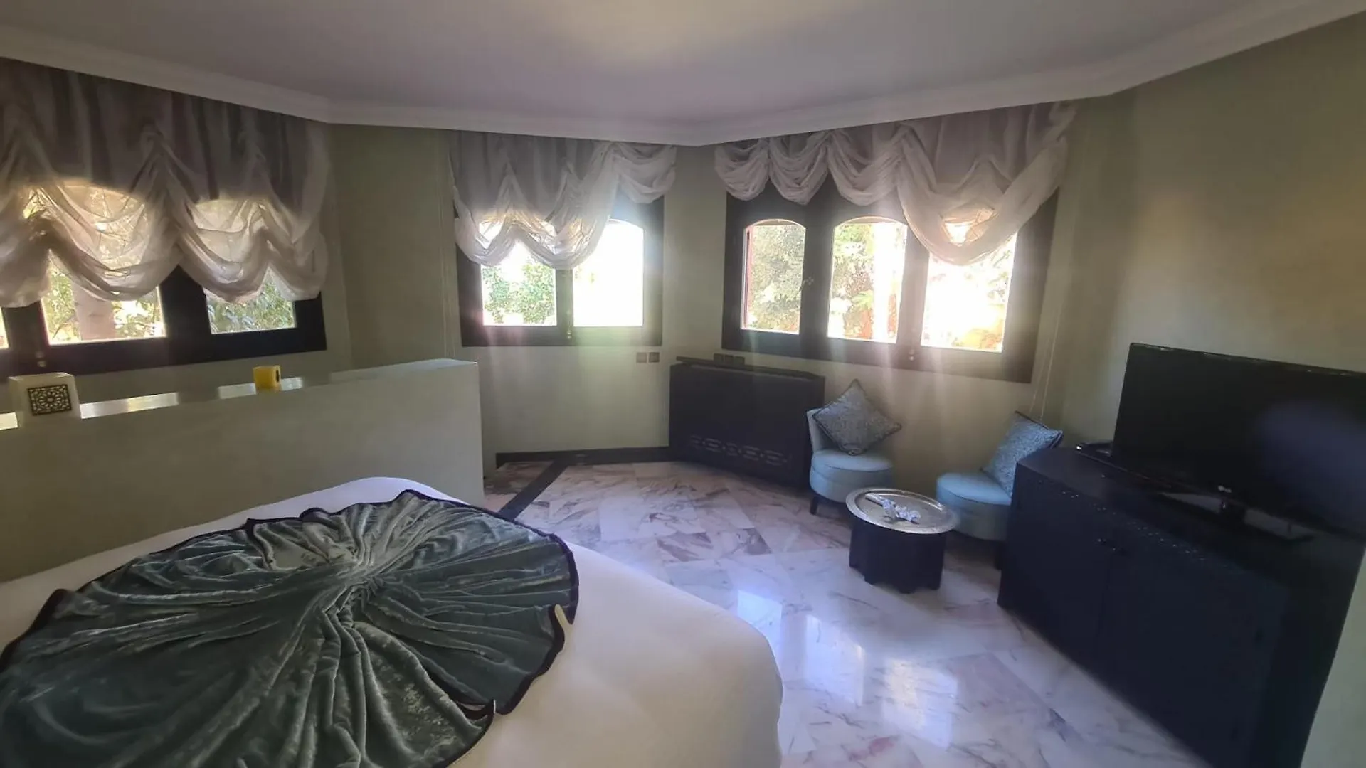 Park Villa, 8 Suites, Pool, 10Mn From Gueliz Marrakesh Villa