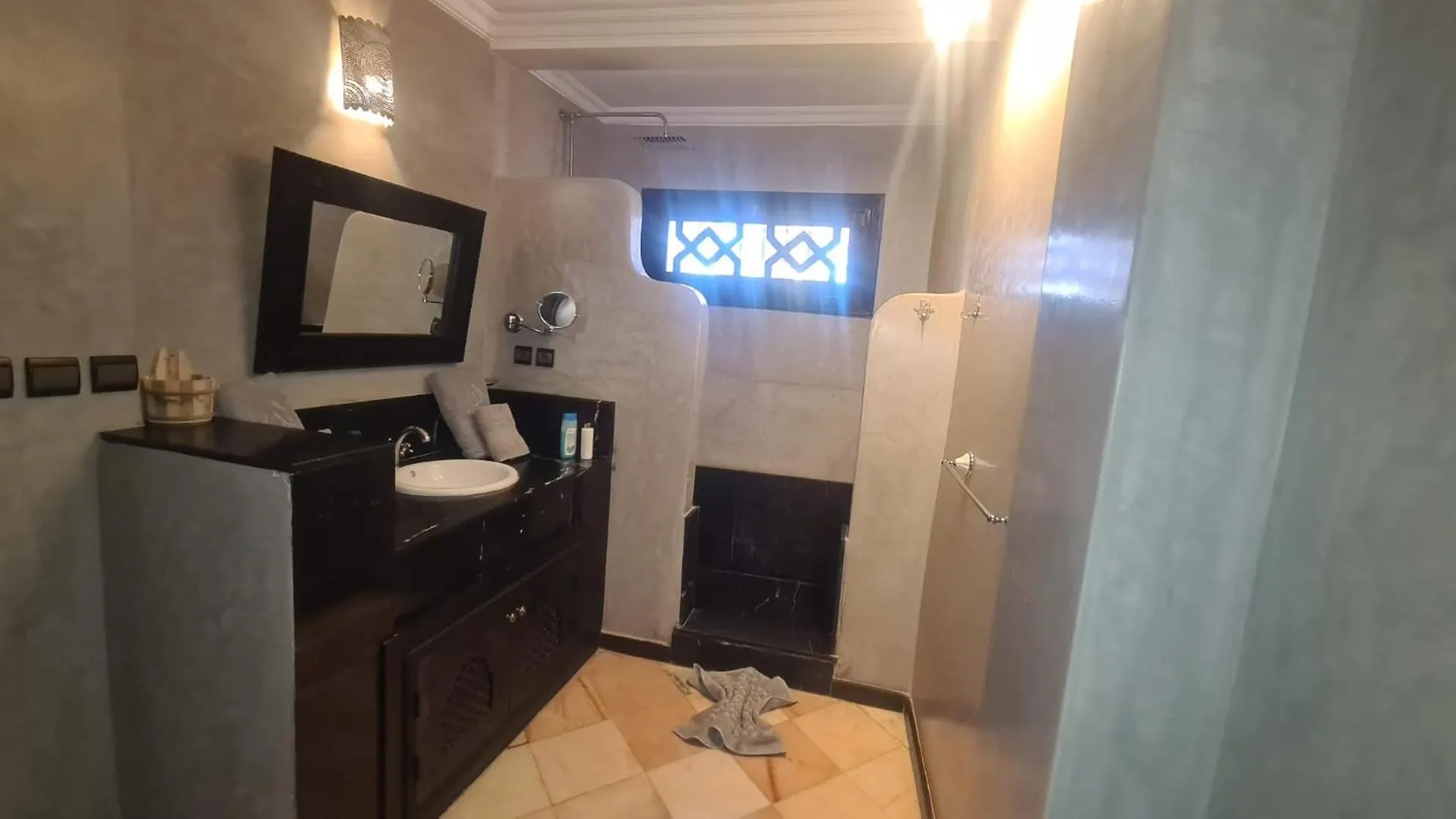 Villa Park Villa, 8 Suites, Pool, 10Mn From Gueliz Marrakesh