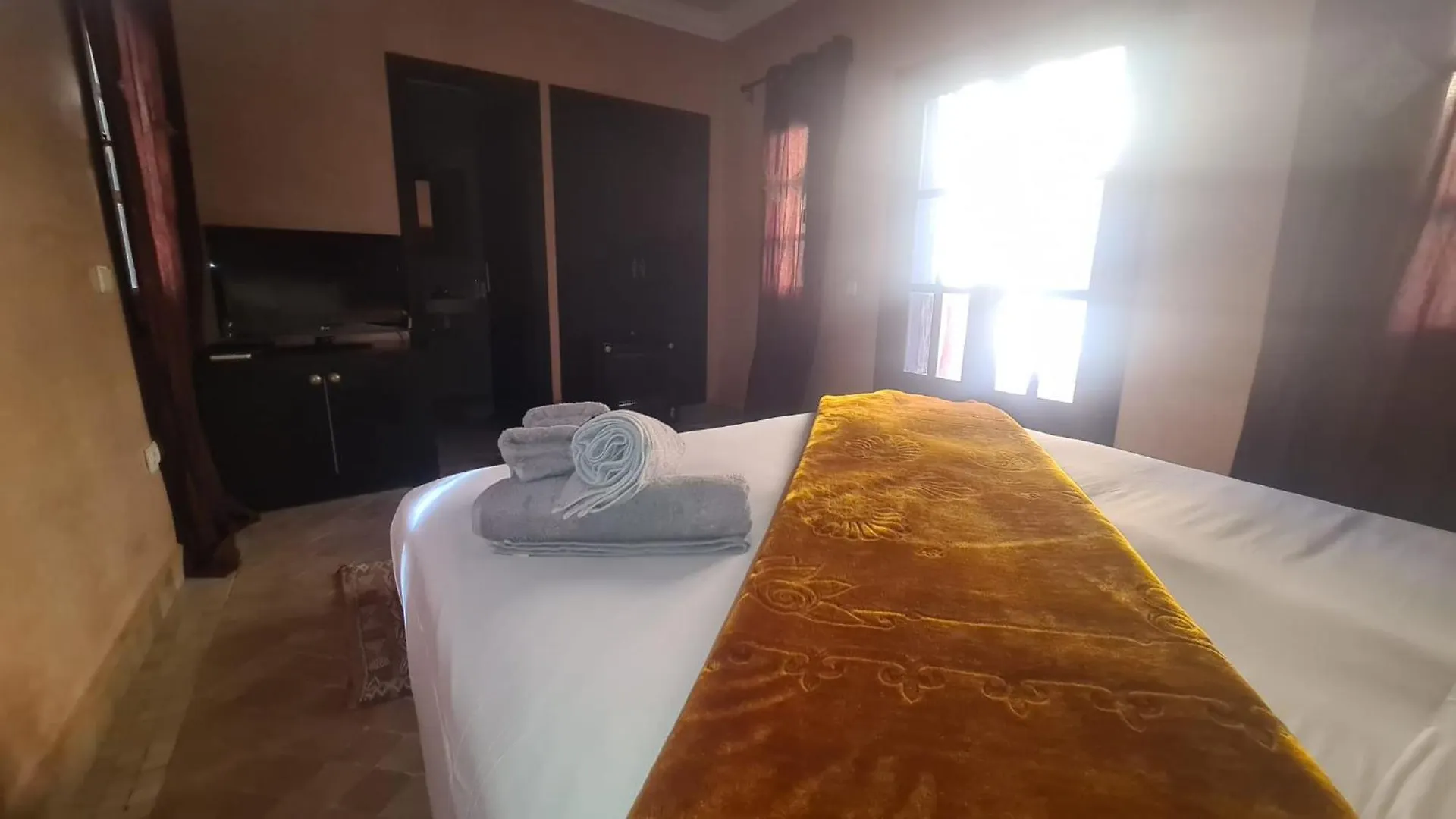 Park Villa, 8 Suites, Pool, 10Mn From Gueliz Marrakesh Villa